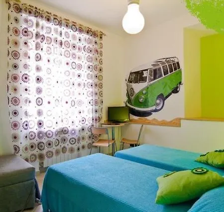 Tra Gianicolo E Trastevere 4* روما