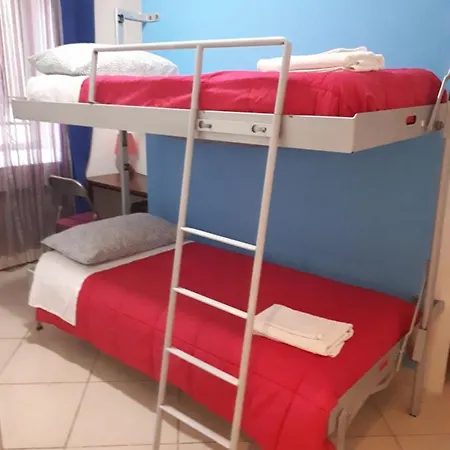 Tra Gianicolo E Trastevere فندق مبيت وإفطار 4*