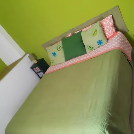 فندق مبيت وإفطار Tra Gianicolo E Trastevere 4*