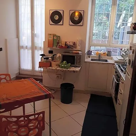 Tra Gianicolo E Trastevere 4*