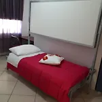Tra Gianicolo E Trastevere Bed & Breakfast Řím